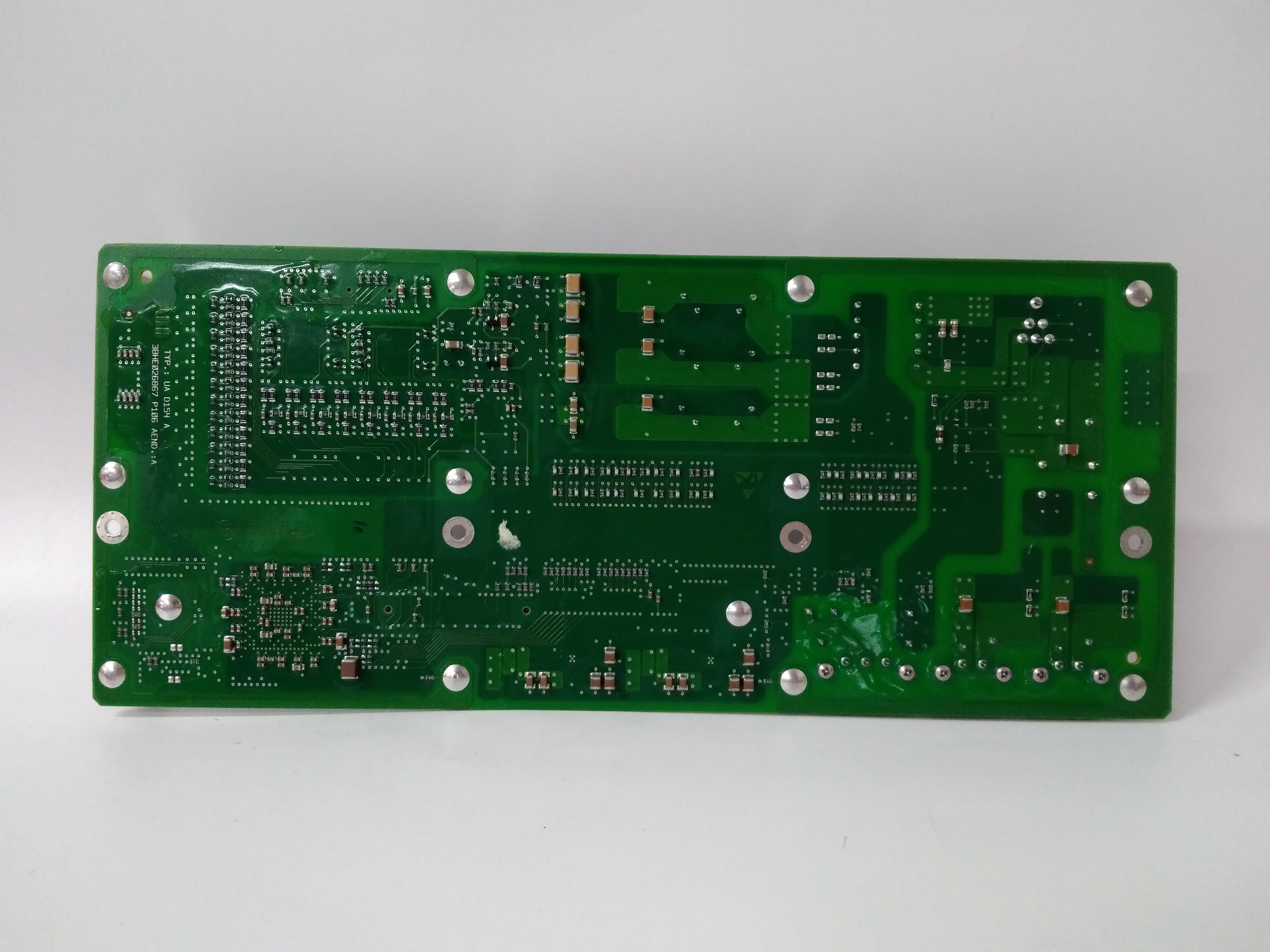 UAD154A 3BHE026866R0101 ABB 变频器驱动板