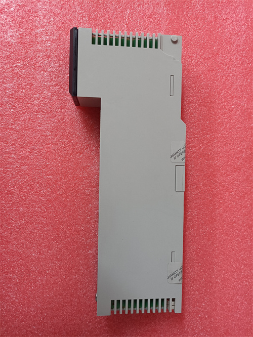 SCHNEIDER 140DDO84300 模块